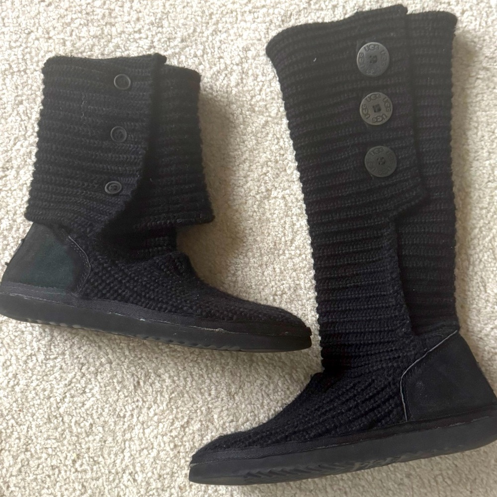 UGG Classic Cardy Sweater Knit Boots Size 8